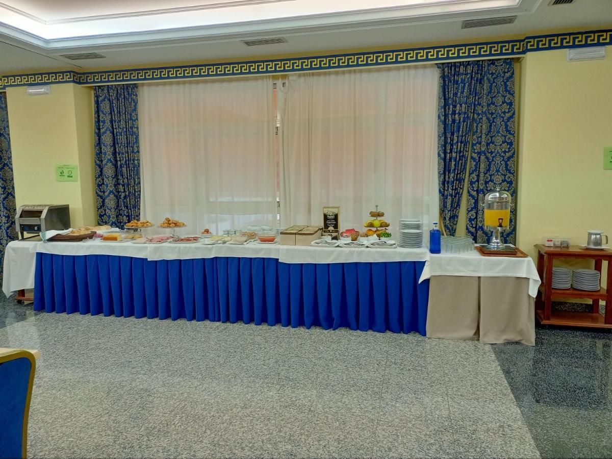 فندق Victoria تروخيو المظهر الخارجي الصورة